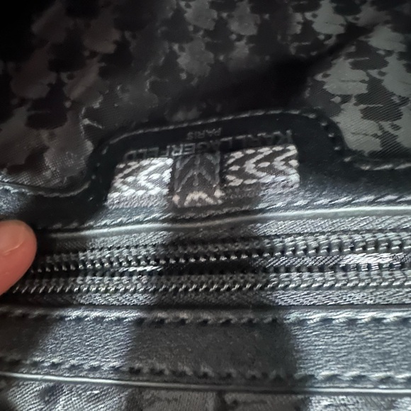 Karl Lagerfeld Paris Lafayette camera bag in snakeskin-embossed leather black - Picture 8 of 10